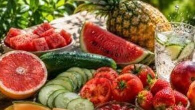 9 أطعمة غنية بالماء تساعد على ترطيب الجسم وتعزز الصحة