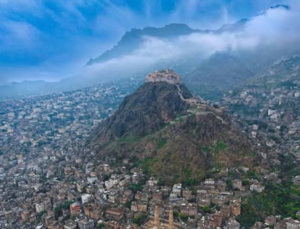 عبث طفل بسلاح ناري ينهي حياة امرأة داخل منزل في تعز 1 عبث طفل بسلاح ناري ينهي حياة امرأة داخل منزل في تعز