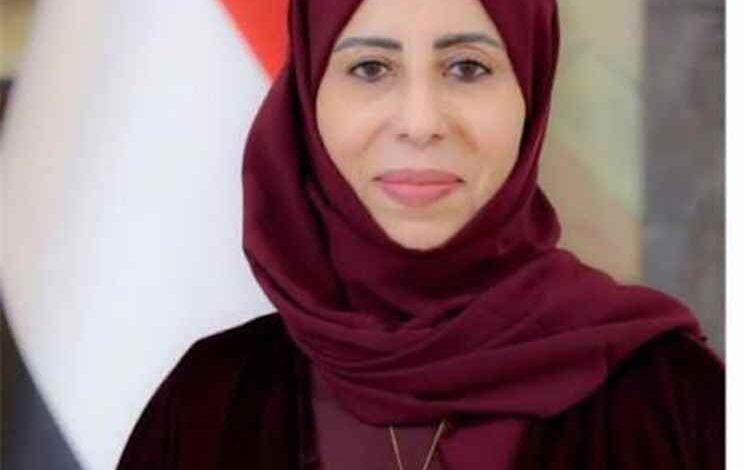 وزيرة التخطيط: لن نسمح باستخدام المطارات اليمنية لدعم المشروع الإيراني