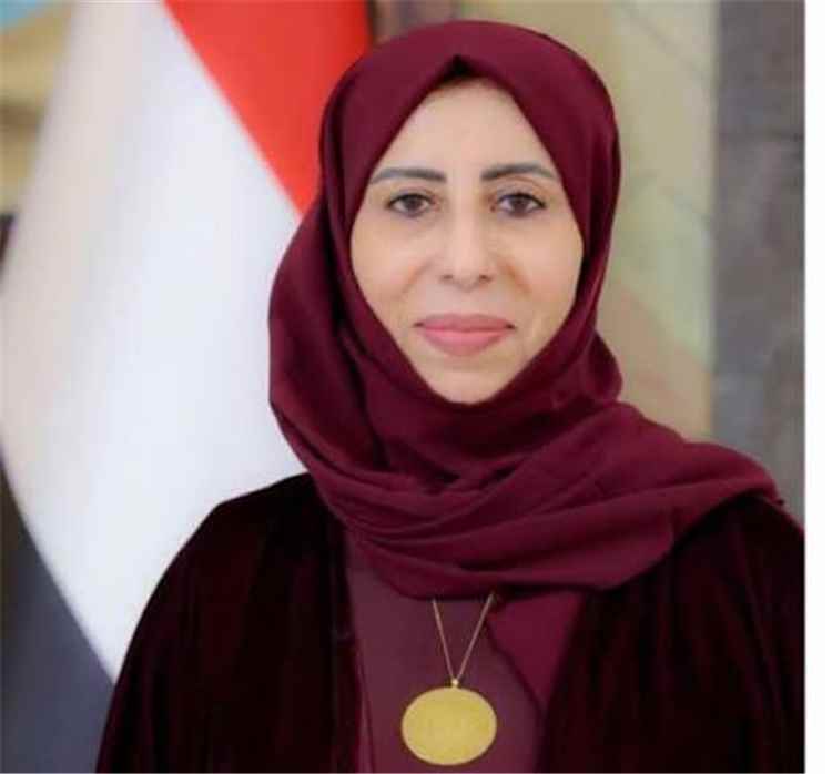 وزيرة التخطيط: لن نسمح باستخدام المطارات اليمنية لدعم المشروع الإيراني