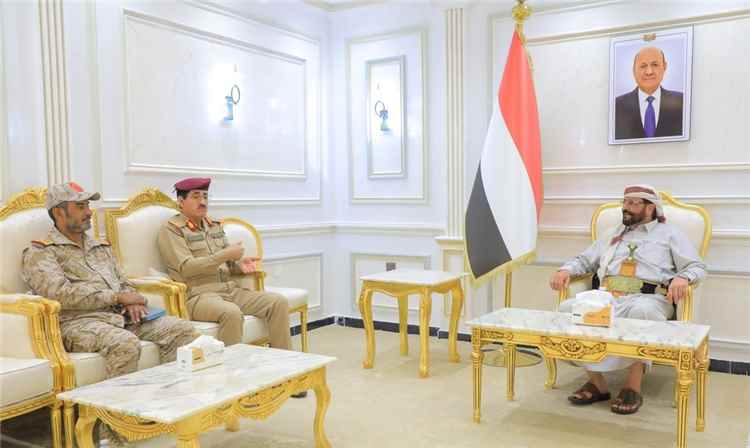العرادة يدعو إلى رفع الجاهزية القتالية وتوحيد الجهود لحسم المعركة واستعادة مؤسسات الدولة 1 العرادة يدعو إلى رفع الجاهزية القتالية وتوحيد الجهود لحسم المعركة واستعادة مؤسسات الدولة