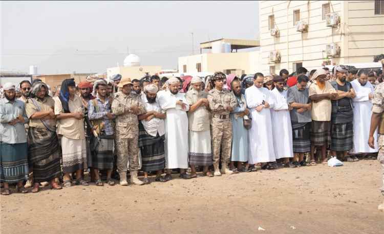 تشييع شهداء قوات درع الوطن في عدن.. واللحجي: الجناة لن يفلتوا من العقاب 1 تشييع شهداء قوات درع الوطن في عدن.. واللحجي: الجناة لن يفلتوا من العقاب