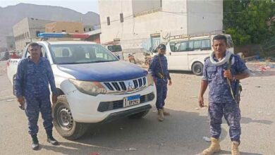 حضرموت.. ضبط مواد غذائية منتهية الصلاحية في سوق خريف حجر 9 حضرموت.. ضبط مواد غذائية منتهية الصلاحية في سوق خريف حجر