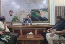 مدير المنصورة يؤكد أهمية تنظيم الأسواق وتعزيز النظافة وتحسين الأداء