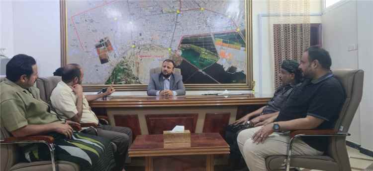 مدير المنصورة يؤكد أهمية تنظيم الأسواق وتعزيز النظافة وتحسين الأداء 1 مدير المنصورة يؤكد أهمية تنظيم الأسواق وتعزيز النظافة وتحسين الأداء
