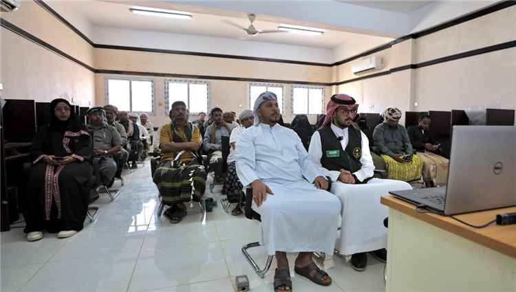 البرنامج السعودي يطلق مشروعًا لتأهيل 530 من الكوادر التعليمية رقميًا في المحافظات المحررة 1 البرنامج السعودي يطلق مشروعًا لتأهيل 530 من الكوادر التعليمية رقميًا في المحافظات المحررة