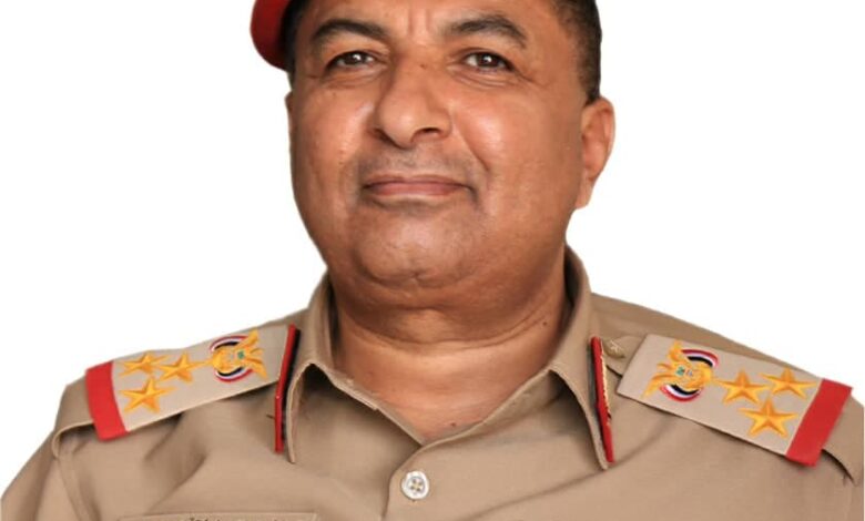القوات المسلحة اليمنية تؤكد جاهزيتها وتحذر من تهديدات مليشيا الحوثي للملاحة الدولية