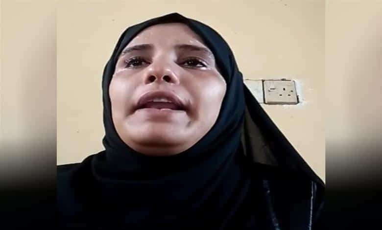 امرأة تكشف انتهاكًا حوثيًا جديدًا بحقها أثناء احتجازها في نقطة أمنية بالحديدة