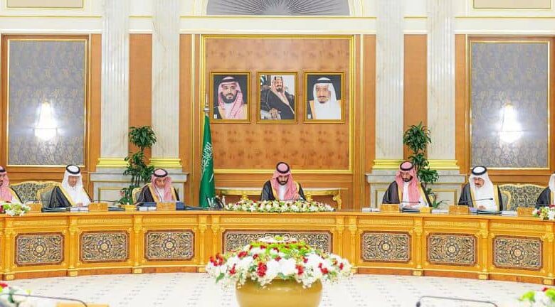 السعودية تحذر من أي اعتداءات جديدة وتؤكد التعامل بحزم مع تهديدات الميليشيات الإيرانية