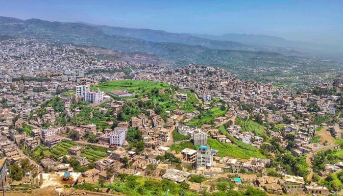 انفجار يوقع قتلى وجرحى من الحوثيين خلال مداهمة منزل في إب 1 انفجار يوقع قتلى وجرحى من الحوثيين خلال مداهمة منزل في إب