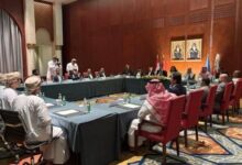 الحكومة تتهم الحوثي بإجهاض صفقة تبادل المختطفين والأسرى رغم استكمال الإجراءات