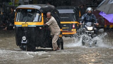 أمطار غزيرة تضرب مومباي وتخلف 6 قتلى وانهيار مبانٍ سكنية