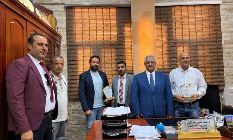 هيئة الأدوية في عدن تكرّم شركتين لالتزامهما بمعايير اليقظة الدوائية وتعزيز مأمونية الدواء 1 هيئة الأدوية في عدن تكرّم شركتين لالتزامهما بمعايير اليقظة الدوائية وتعزيز مأمونية الدواء