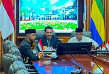 اليمن وإندونيسيا تبحثان توسيع التعاون في التعليم والاقتصاد والثقافة