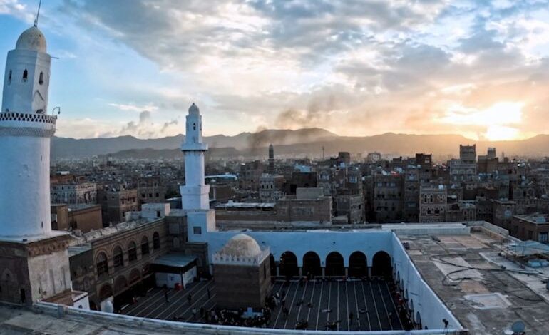 مخطط حوثي يهدد تراث صنعاء القديمة وتحذيرات من فقدانها صفة التراث العالمي