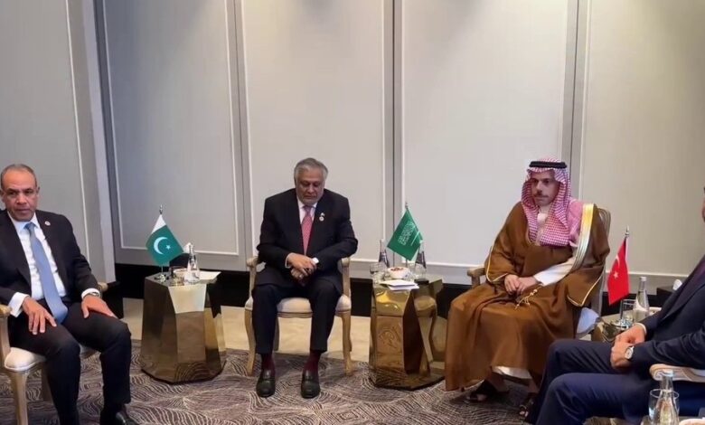 اجتماع رباعي يؤكد أهمية حماية الملاحة الدولية وتعزيز التنسيق بشأن قضايا المنطقة 1 اجتماع رباعي يؤكد أهمية حماية الملاحة الدولية وتعزيز التنسيق بشأن قضايا المنطقة