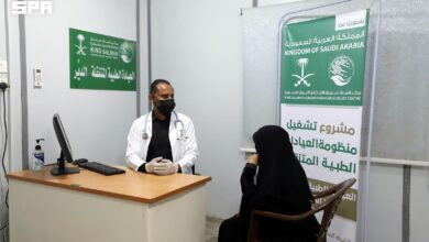 أكثر من 300 مستفيد من خدمات العيادة المتنقلة لمركز الملك سلمان في حجة