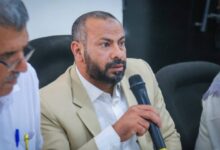 محافظ الضالع يوقف 10 مسؤولين ويُحيلهم إلى التحقيق والنيابة