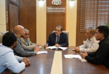 بحيبح يناقش مع خبير دولي تطوير منظومة الطوارئ الطبية في اليمن