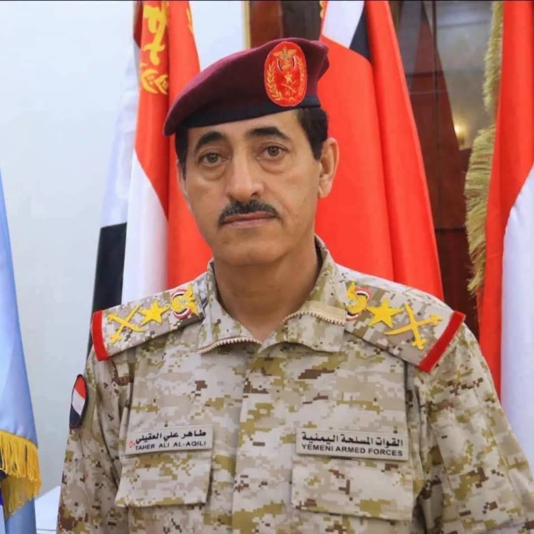 وزارة الدفاع تلغي تحويل الرواتب عبر القادة وتصرفها مباشرة بالبطاقة الذكية