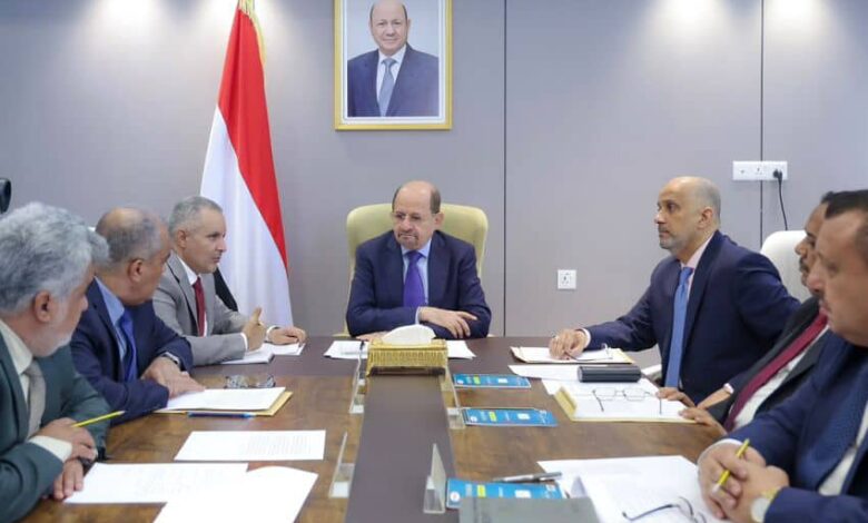 رئيس الوزراء يؤكد دعم استقلالية الصندوق الاجتماعي للتنمية وتعزيز شراكاته مع المانحين