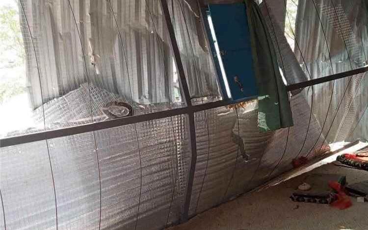 شهداء وجرحى في قصف حوثي استهدف مخيمات النازحين بمأرب 1 شهداء وجرحى في قصف حوثي استهدف مخيمات النازحين بمأرب