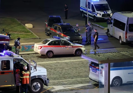 مقتل 3 أشخاص وإصابة 15 آخرين بانفجار قرب مطعم فاخر في وسط موسكو 1 مقتل 3 أشخاص وإصابة 15 آخرين بانفجار قرب مطعم فاخر في وسط موسكو