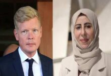 وزيرة الخارجية تتلقى اتصالًا من المبعوث الأممي لبحث تطورات اليمن والعملية السياسية