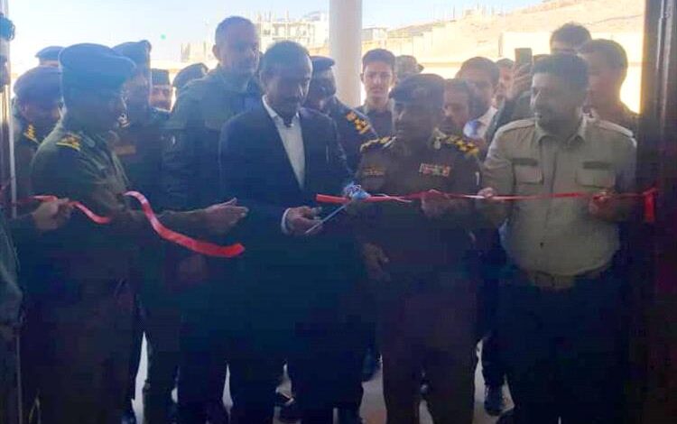 بتمويل إماراتي.. إفتتاح مبنى إدارة فرع مصلحة الهجرة والجوازات في شبوة بعد تأهيله