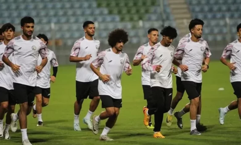 غداً الإثنين.. منتخب اليمن يواجه نظيره العماني في مجمع السلطان قابوس الرياضي