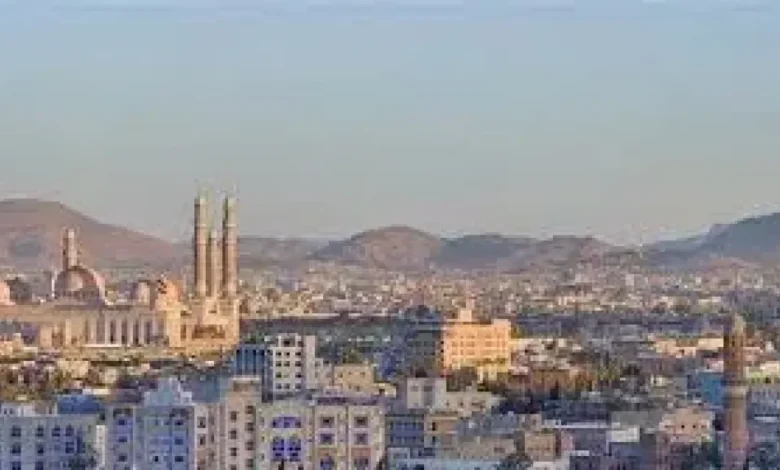 انفجار غامض يهز صنعاء وسط تكتم حوثي ومخاوف من فشل إطلاق صاروخ