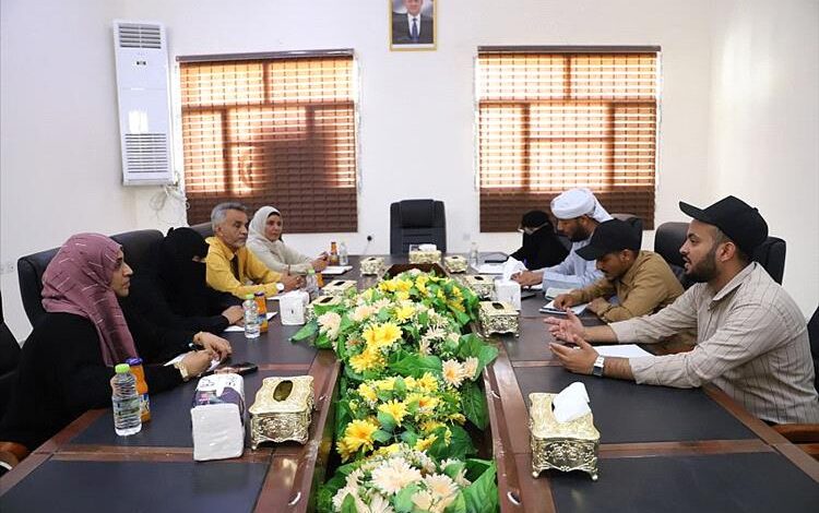 العدل والأوقاف تبحثان تعزيز التوعية القانونية في عدن 1 العدل والأوقاف تبحثان تعزيز التوعية القانونية في عدن