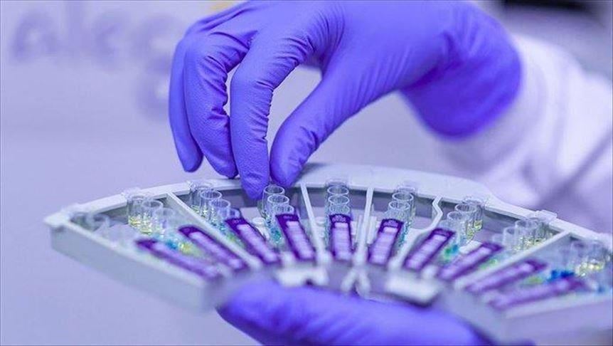 بريطانيا تستعد للموافقة على لقاح استرازينيكا مع تزايد الحاجة للقاحات