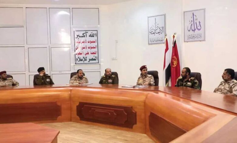 نجل شقيق زعيم مليشيا الحوثي يتولى مهاماً عسكرية حساسة في الحديدة بعيداً عن الأضواء 1 نجل شقيق زعيم مليشيا الحوثي يتولى مهاماً عسكرية حساسة في الحديدة بعيداً عن الأضواء