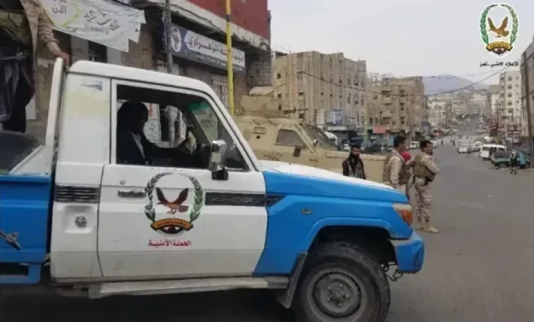 شرطة تعز تطيح بعصابة للاتجار بالآثار بعد عام ونصف من التنقيب السري 1 شرطة تعز تطيح بعصابة للاتجار بالآثار بعد عام ونصف من التنقيب السري