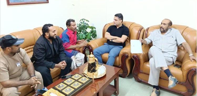 نائب وزير الإعلام يؤكد دعم أبطال عدن للمشاركة في بطولة العالم للملاكمة بدبي 1 نائب وزير الإعلام يؤكد دعم أبطال عدن للمشاركة في بطولة العالم للملاكمة بدبي