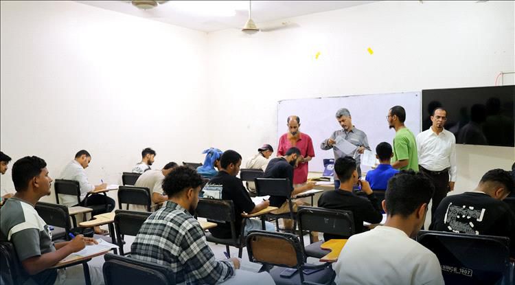 جامعة القرآن الكريم بعدن تدشّن امتحانات الفصل الدراسي الثاني للعام الجامعي 2025-2026 1 جامعة القرآن الكريم بعدن تدشّن امتحانات الفصل الدراسي الثاني للعام الجامعي 2025-2026