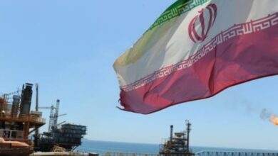 تهريب نفط إيراني تحت أعلام العراق وعُمان.. تكتيكات معقّدة تتحدى العقوبات