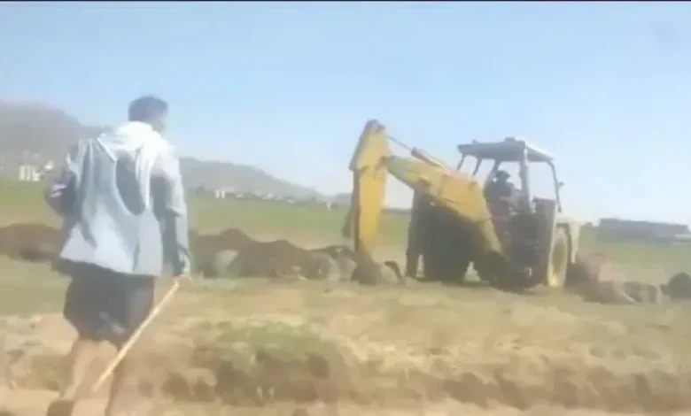 جميح يكشف استراتيجية حوثية للسيطرة على أراضي محيط صنعاء 1 جميح يكشف استراتيجية حوثية للسيطرة على أراضي محيط صنعاء