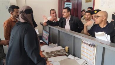 مدير المنصورة يشيد بجهود قسم تراخيص المهن ويدعو لتكثيف الرقابة على الأنشطة التجارية