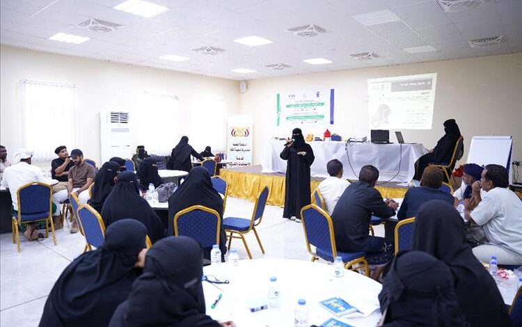 إطلاق جلسات توعوية مجتمعية بالمكلا لتعزيز وصول النساء والفتيات إلى العدالة