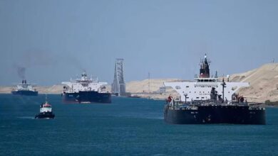 الهيئة العامة لقناة السويس تنفي شائعات رسو سفينة أسلحة بميناء بورسعيد