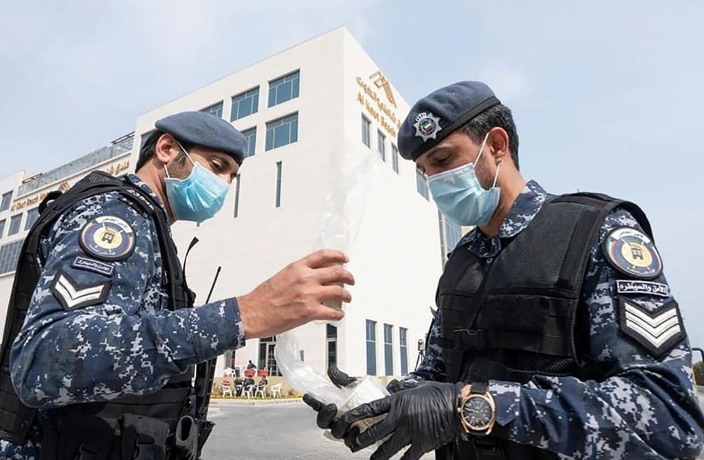 الكويت: توقيف 6 مراهقين جندهم داعش عبر لعبة إلكترونية 1 الكويت: توقيف 6 مراهقين جندهم داعش عبر لعبة إلكترونية