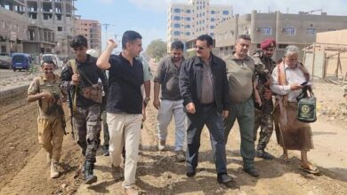 الداؤودي يتفقد سير العمل في مشروع إعادة تأهيل شارع التقنية بالمنصورة