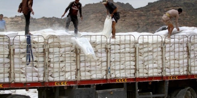 إرهاب مليشيا الحوثي يعادي الإنسانية ويفاقم المأساة .. عرقلة وسرقة المساعدات