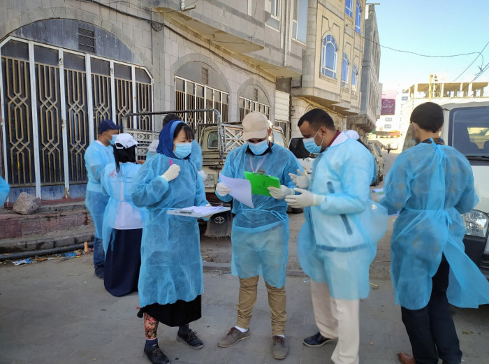 أطباء بلا حدود .. علاج 1100 مصاب بالجرب في مخيمات إب