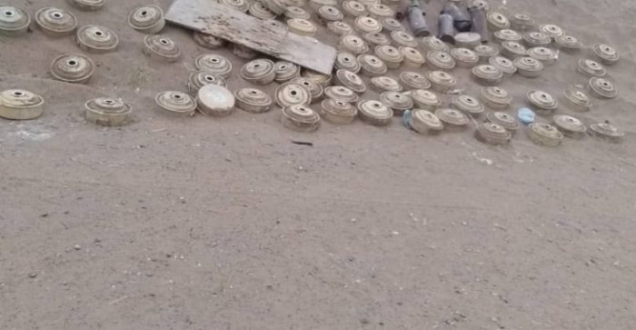 هندسية المشتركة تفكك حقل من الألغام والمتفجرات شرق الحديدة