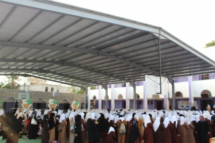 الغوث السعودي ـ الإماراتي .. خيرات التحالف تعمل على تحسين أوضاع التعليم في اليمن 1 الغوث السعودي ـ الإماراتي .. خيرات التحالف تعمل على تحسين أوضاع التعليم في اليمن