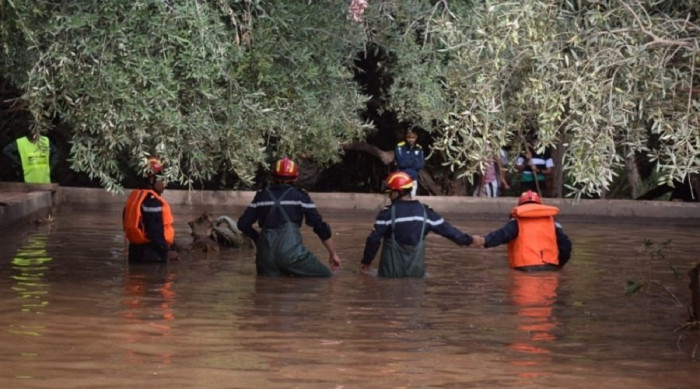 مقتل 127 شخصاً وفقدان 72 في فيضانات شديدة بإندونيسيا 1 مقتل 127 شخصاً وفقدان 72 في فيضانات شديدة بإندونيسيا