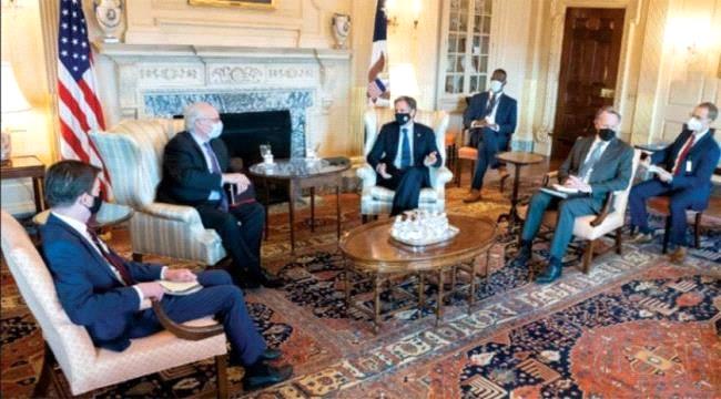 المبعوثان الأمريكي والأممي في الريـاض(قريباً) .. لتحريك الملف السياسي اليـمني 1 المبعوثان الأمريكي والأممي في الريـاض(قريباً) .. لتحريك الملف السياسي اليـمني